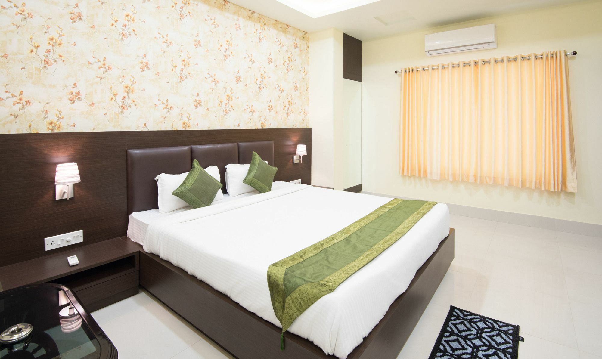 Treebo King'S Court Chandrasekharpur Bhubaneswar Buitenkant foto